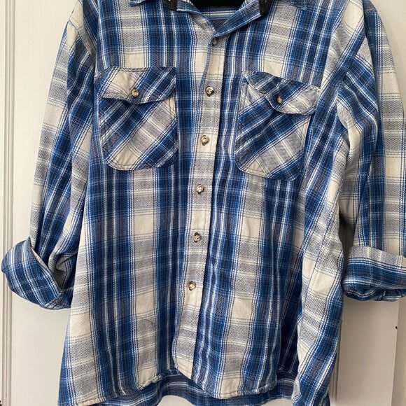 Oversized MTV Patch Flannel - Picture 2 of 7